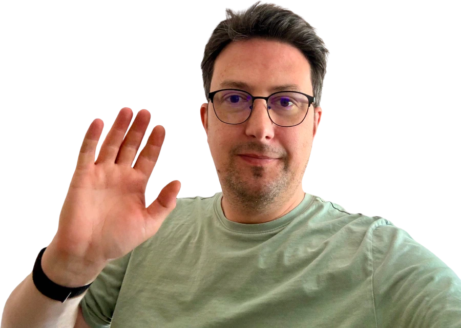 Axel Segebrecht waving hello